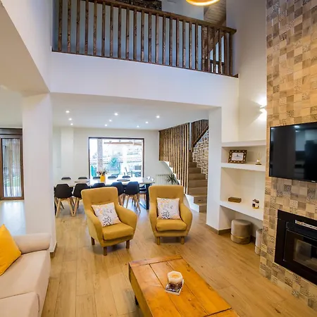 Casa Rural: La Tarara *