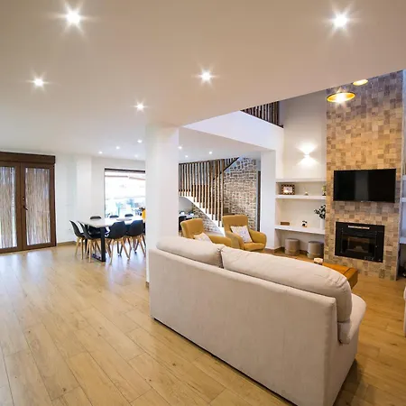 Casa Rural: La Tarara Galinduste