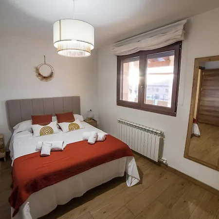 Casa Rural: La Tarara Holiday home Galinduste