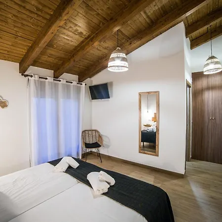 Casa Rural: La Tarara Дом отдыха *