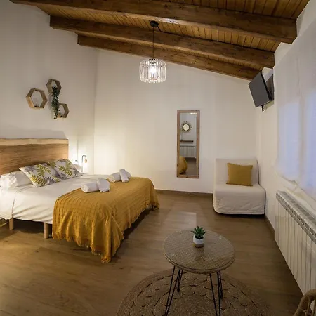 Casa Rural: La Tarara Galinduste