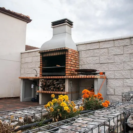 Casa Rural: La Tarara Holiday home *