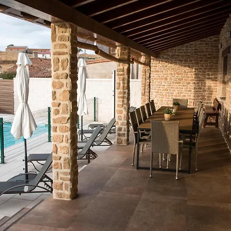 Casa Rural: La Tarara Holiday home *