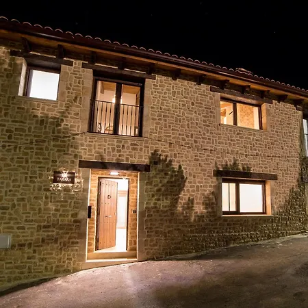 Casa Rural: La Tarara Holiday home Galinduste